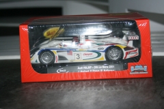 Slot.it Audi R8 LMP Le Mans 2001 Artnr. CA33d