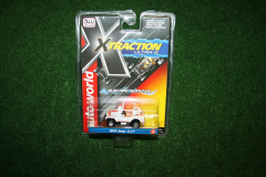 Auto World XTraction Ultra.G Jeep CJ-7 weiß Artnr. SC368-4w