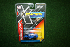 Auto World XTraction Ultra.G 1955 Chevy Bel Air blau Artnr. SC373-4b