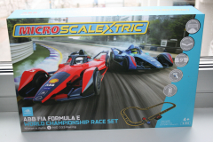 Micro Scalextric Rennbahn Formula E 1:64 Artnr.G1179