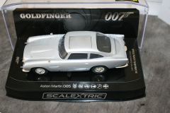 1:32 Scalextric Aston Martin DB5 James Bond Goldfinger Artnr. C4436