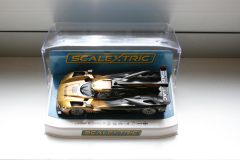 Scalextric C4586 Cadillac V-Series R 12H Sebring 2024